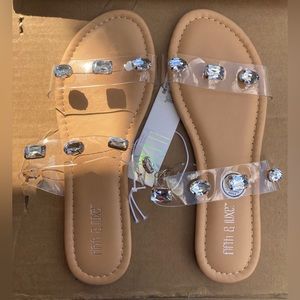 Fifth and Luxe sandals - NWT sizes 6-11